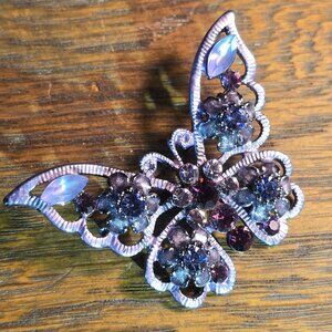 Buckingham Lilac Butterfly crystal brooch